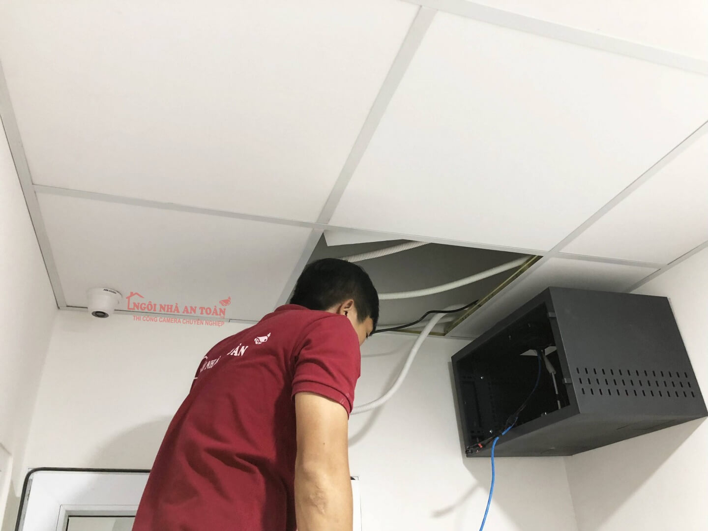 Thi công hệ thống mạng - điện nhẹ M&E