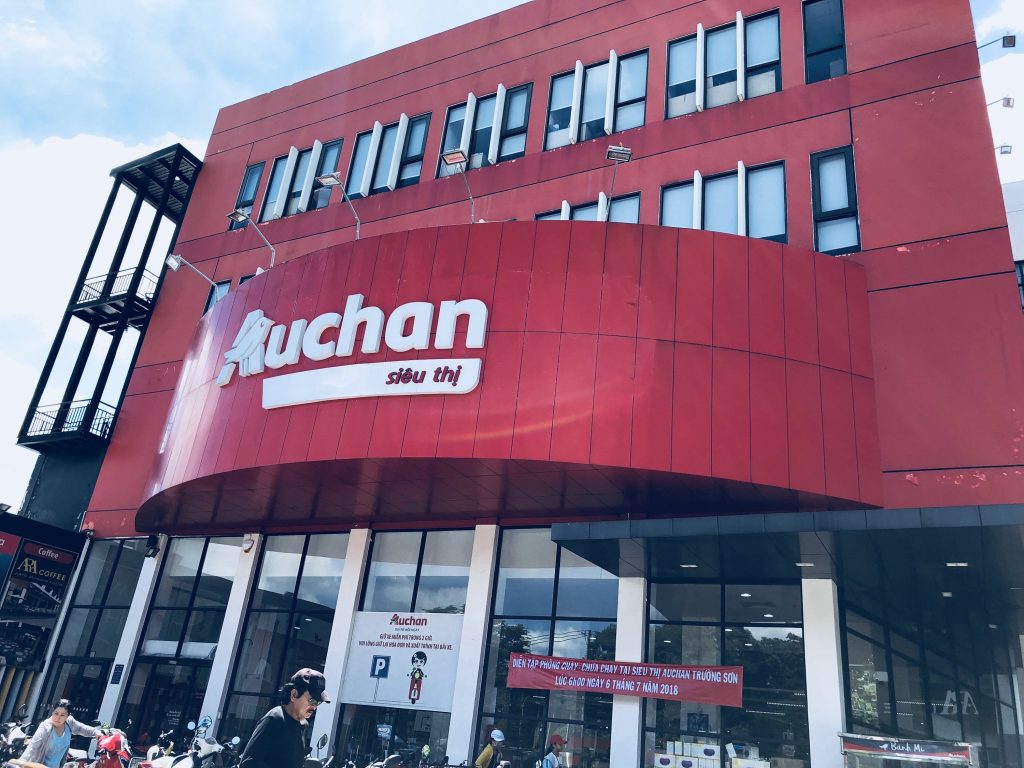 lắp đặt camera siêu thị Auchan